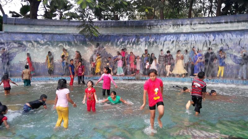 lumbini park hyderabad help your child to explore the nature and fun with water based activities