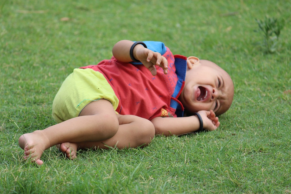 how to tackle toddler tantrums calmly without getting angry